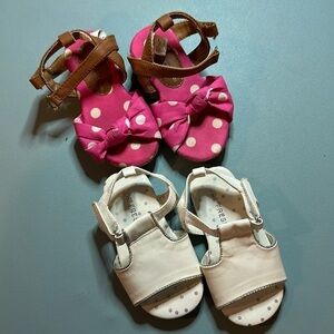 Joe fresh sandals size 5 2 pair